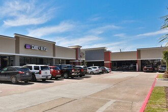 401 This Way St, Lake Jackson, TX for lease Building Photo- Image 1 of 1