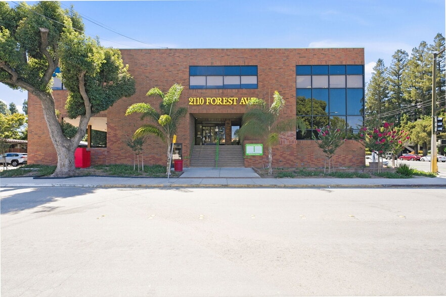 2110 Forest Ave, San Jose, CA à louer - Photo du bâtiment - Image 2 de 20