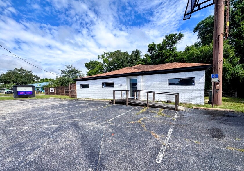 3480 Barrancas Ave, Pensacola, FL for sale - Building Photo - Image 3 of 24