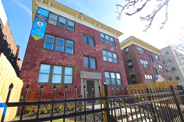 3201-3211 Broadway St, Kansas City, MO à vendre - Photo du bâtiment - Image 2 de 24