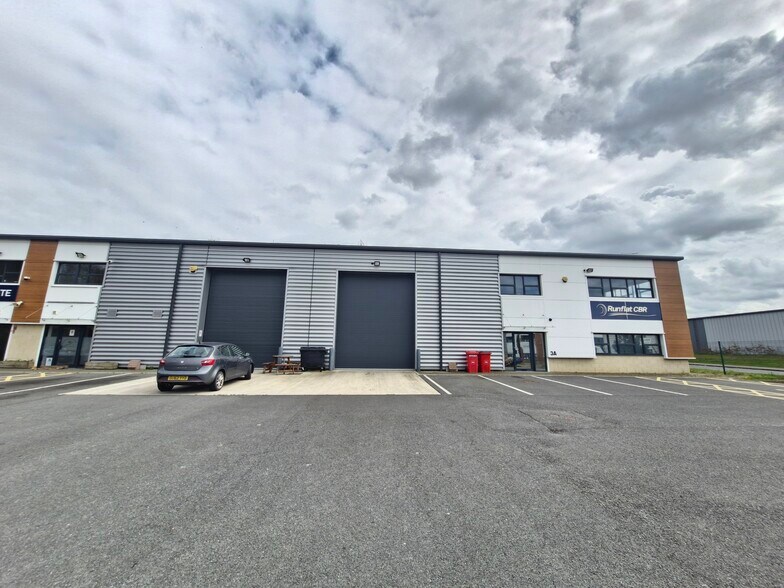 First Ave, Finningley for lease - Building Photo - Image 2 of 5