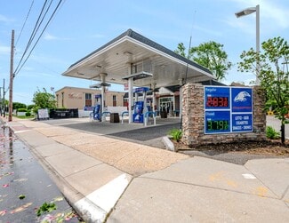 Plus de détails pour 566 Fulton St, Farmingdale, NY - Commerce de détail à vendre