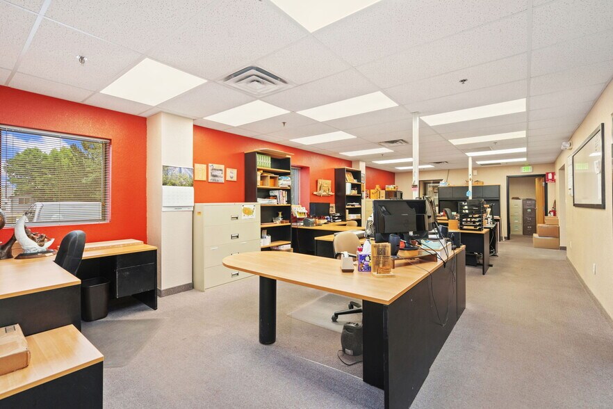 1215 S Grant Ave, Loveland, CO à vendre - Photo intérieure - Image 3 de 31