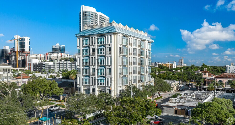888 E Las Olas Blvd, Fort Lauderdale, FL à louer - Photo du bâtiment - Image 2 de 34