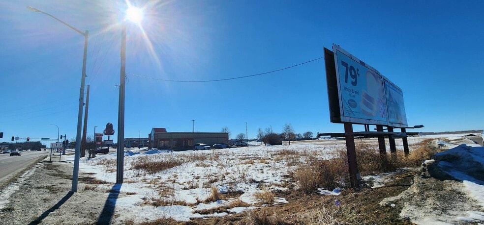 TBD Bridge Ave, Albert Lea, MN for sale - Primary Photo - Image 1 of 21