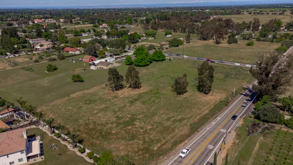 Bradshaw Rd, Elk Grove, CA à vendre - Aérien - Image 2 de 10