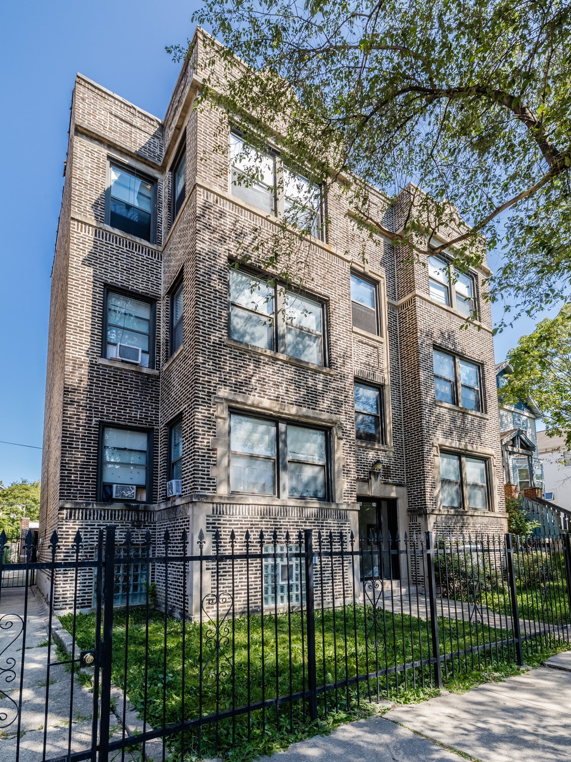 4934 W Jackson Blvd, Chicago, IL à vendre Photo principale- Image 1 de 6