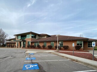 Plus de détails pour 4901 NE Lakewood Way, Lee's Summit, MO - Bureau à vendre