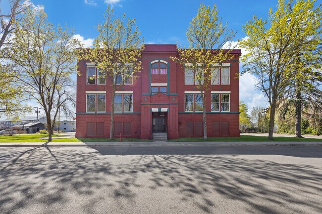 More details for 5634 E Commerce Ave, Spokane, WA - Multifamily for Sale