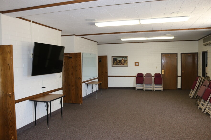 700 7500 S, Midvale, UT à vendre - Photo du bâtiment - Image 2 de 4
