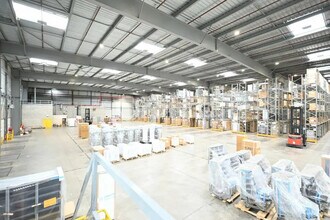 Industrial in Saint-Quentin-Fallavier for lease Interior Photo- Image 2 of 10