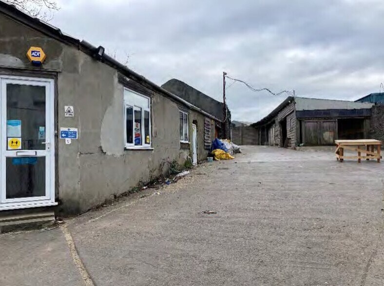 13 Sutton Rd, Plymouth à louer - Photo du bâtiment - Image 2 de 3