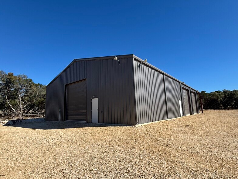 28060 FM 3009, San Antonio, TX à louer - Photo du bâtiment - Image 2 de 4