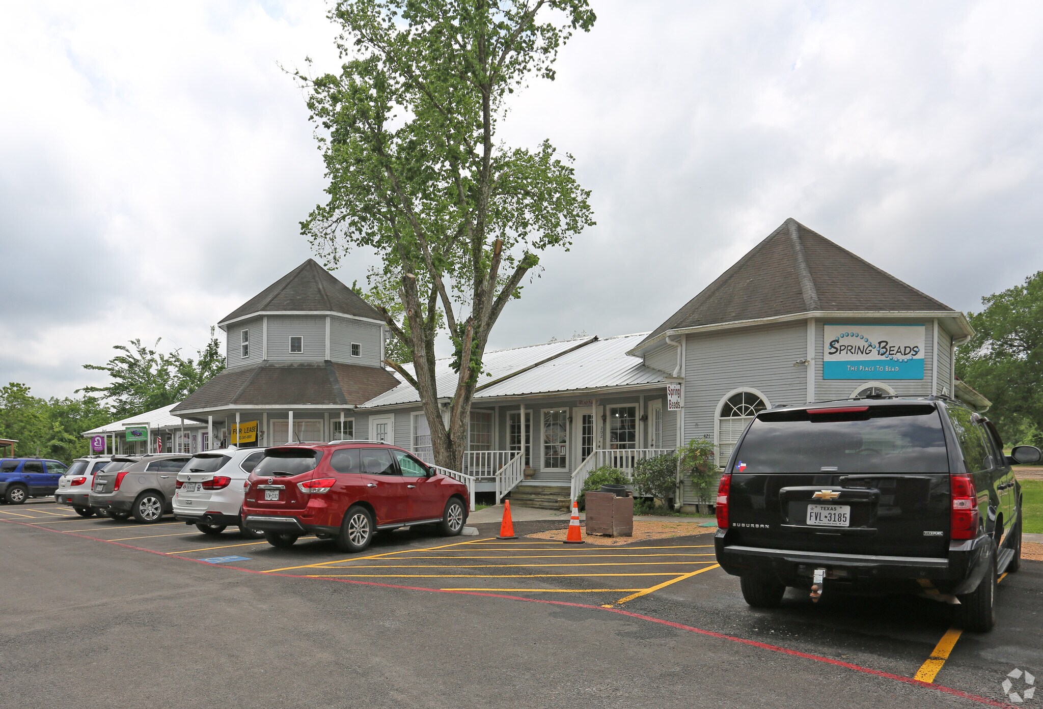 419 Gentry St, Spring, TX for lease Primary Photo- Image 1 of 37