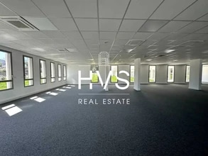 200 Rue Pierre Duhem, Aix-en-Provence à louer Photo intérieure- Image 2 de 3