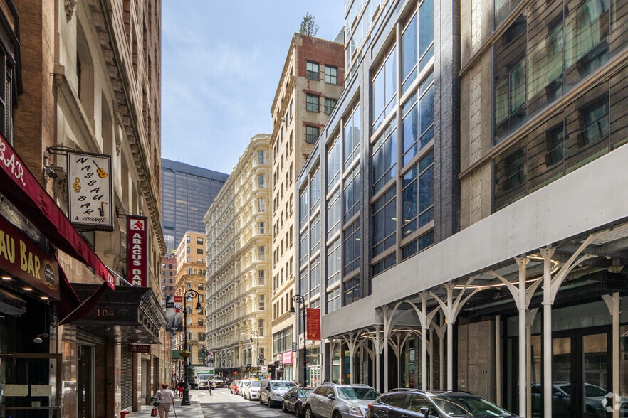 105-109 Nassau St, New York, NY for lease - Building Photo - Image 2 of 3