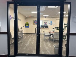 9730 S Western Ave, Evergreen Park, IL for lease Interior Photo- Image 2 of 16