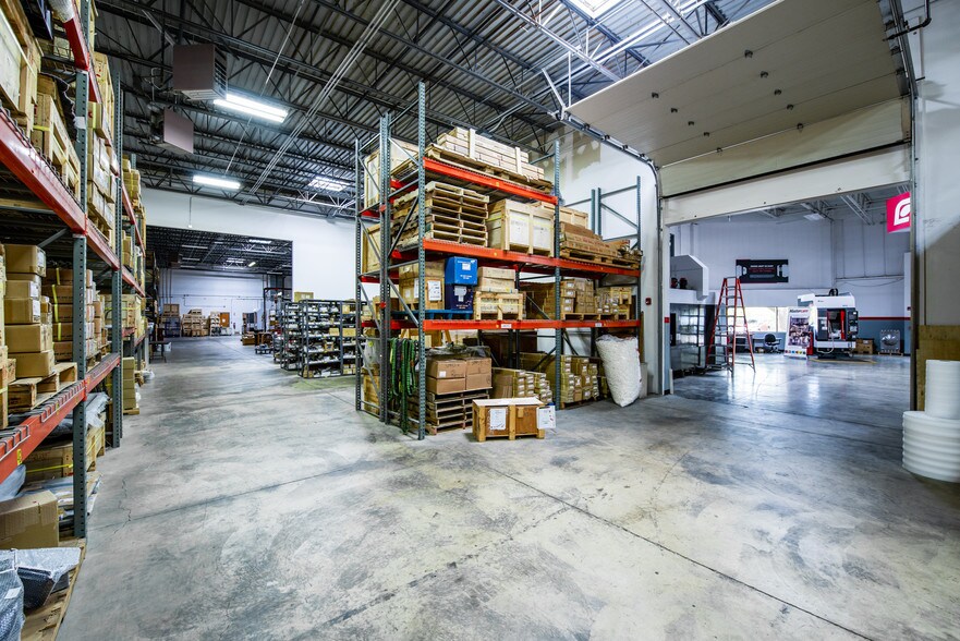 400-444 E State Pky, Schaumburg, IL for lease - Interior Photo - Image 2 of 6