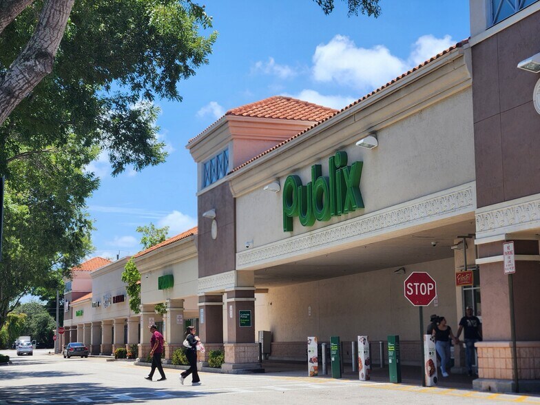 4065-4085 Haverhill Rd N, West Palm Beach, FL à louer - Photo du bâtiment - Image 2 de 4