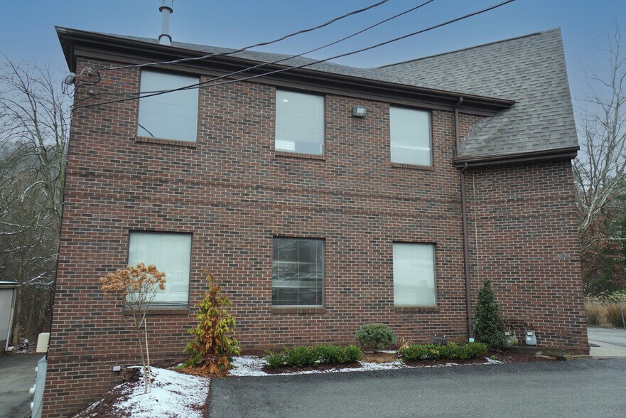 4241 William Penn Hwy, Murrysville, PA à vendre - Photo du bâtiment - Image 3 de 41