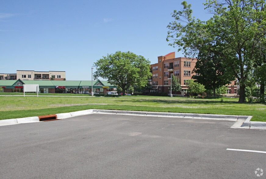 12751 Nicollet Ave, Burnsville, MN à vendre - Photo du bâtiment - Image 2 de 2