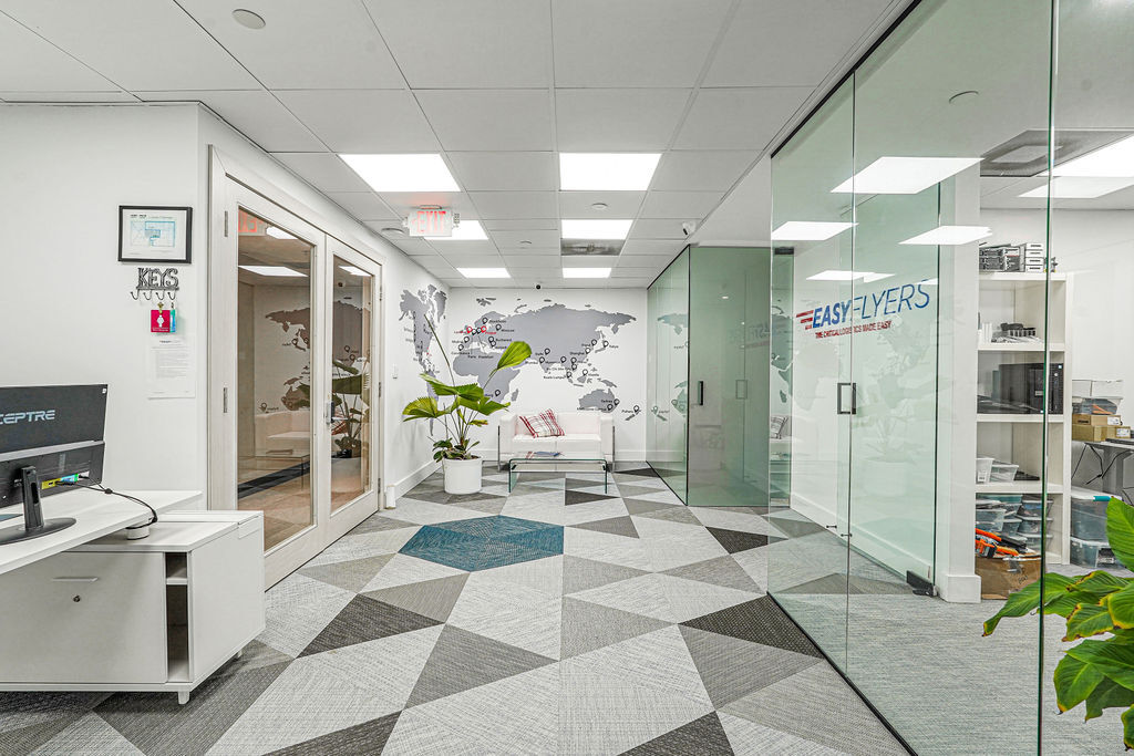 1110 Brickell Ave, Miami, FL 33131 - Unité 700 -  - Photo intérieure - Image 2 of 67