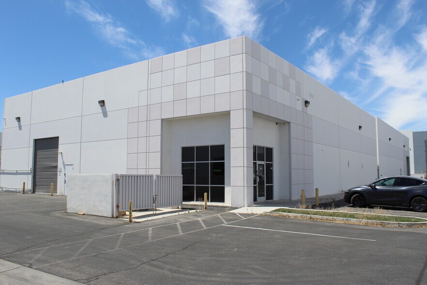 2919 N Lamb Blvd, Las Vegas, NV à louer - Photo du bâtiment - Image 1 de 32