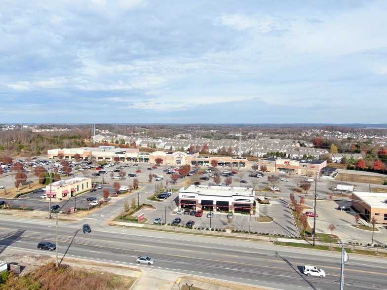 3556 Murfreesboro Pike, Antioch, TN à louer - Photo du bâtiment - Image 3 de 4