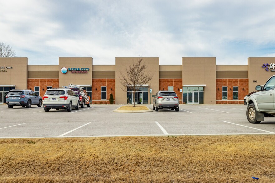 5945 Elementary Way, Ooltewah, TN à louer - Photo du bâtiment - Image 3 de 11