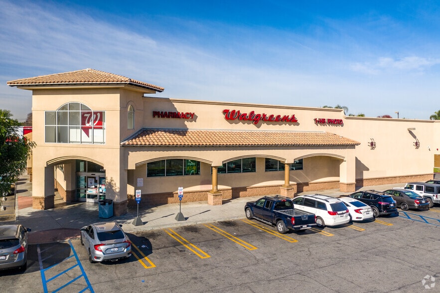 4351 E Imperial Hwy, Lynwood, CA for sale - Primary Photo - Image 1 of 8