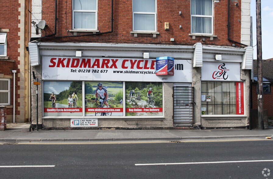 98 Church St, Highbridge à louer - Photo du bâtiment - Image 3 de 11