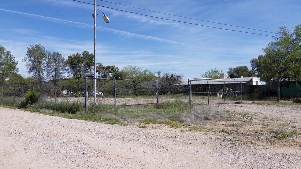 1385 N Tegner St, Wickenburg, AZ à louer - Photo du bâtiment - Image 3 de 25