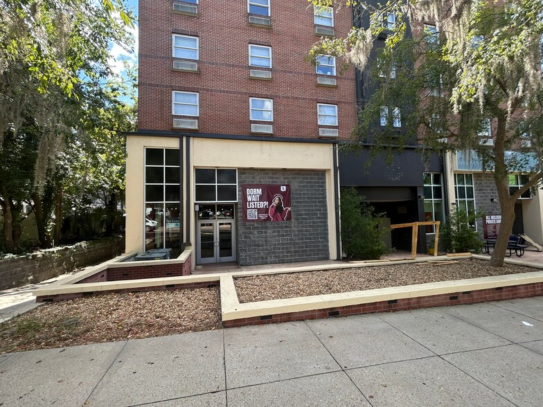 675 W Jefferson St, Tallahassee, FL à louer - Photo du bâtiment - Image 2 de 18