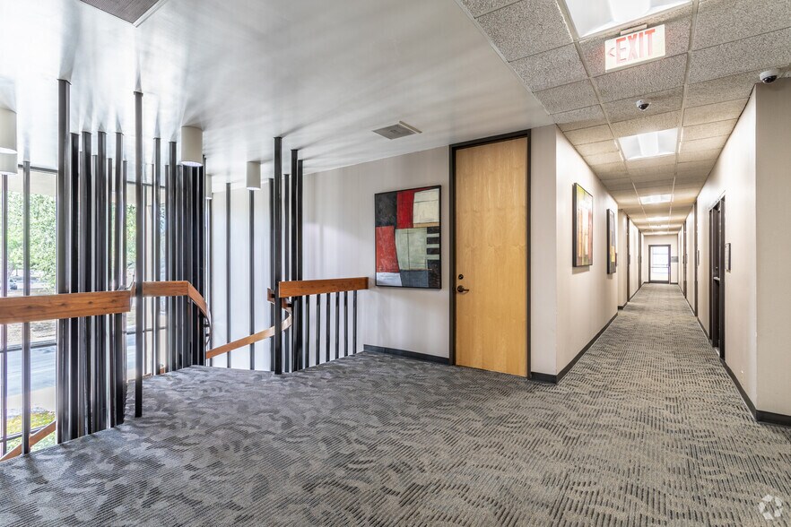 4243 E Piedras Dr, San Antonio, TX à vendre - Photo intérieure - Image 3 de 12