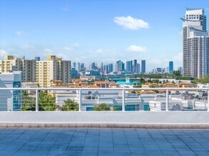 119 Washington Ave, Miami Beach, FL for lease Interior Photo- Image 2 of 8