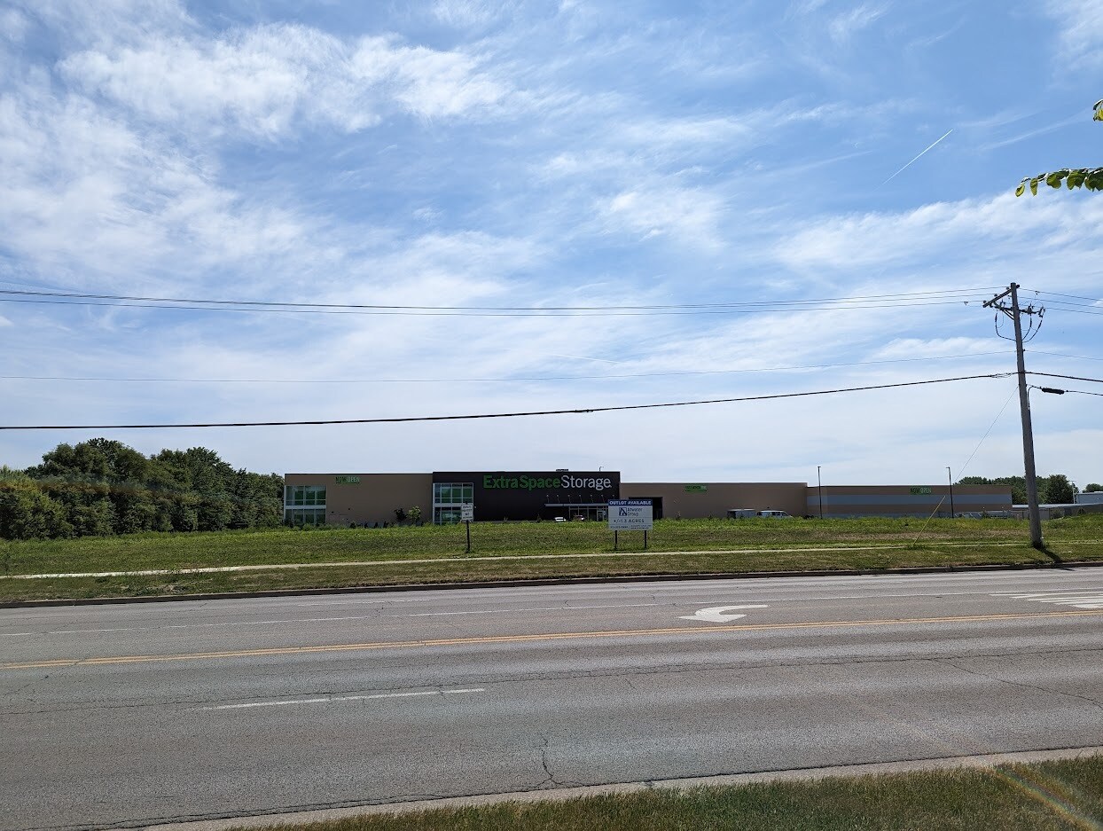 2100 Essington Rd, Joliet, IL for sale Primary Photo- Image 1 of 2