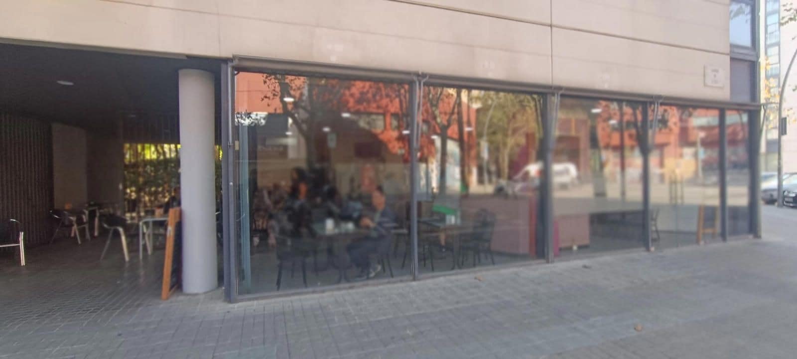 Retail in Barcelona, Barcelona for lease Interior Photo- Image 1 of 3