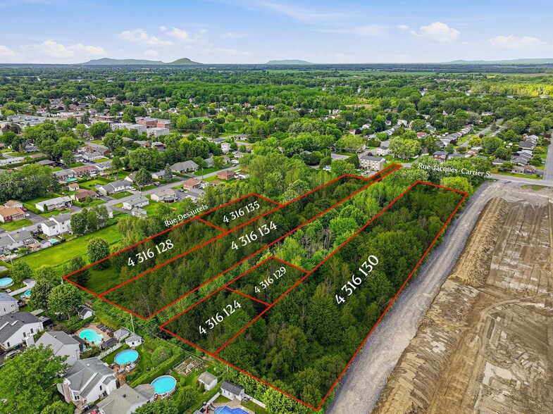 0 Rue Jacques-Cartier, Saint-jean-sur-richelieu, QC à vendre - Photo du bâtiment - Image 1 de 1