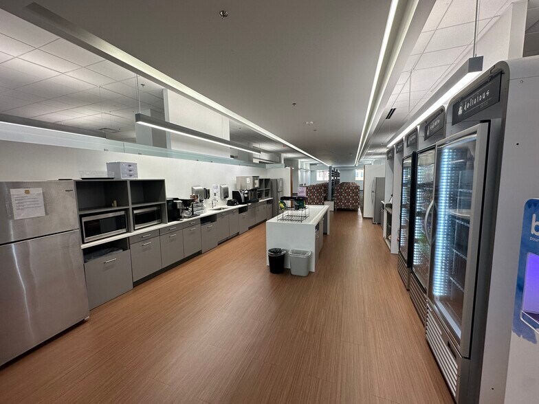 150 Peabody Pl, Memphis, TN à louer - Photo intérieure - Image 2 de 25