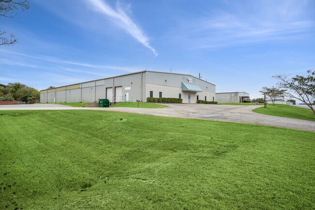 Plus de détails pour 2225 Ronald Ave, Macon-Bibb, GA - Industriel à louer
