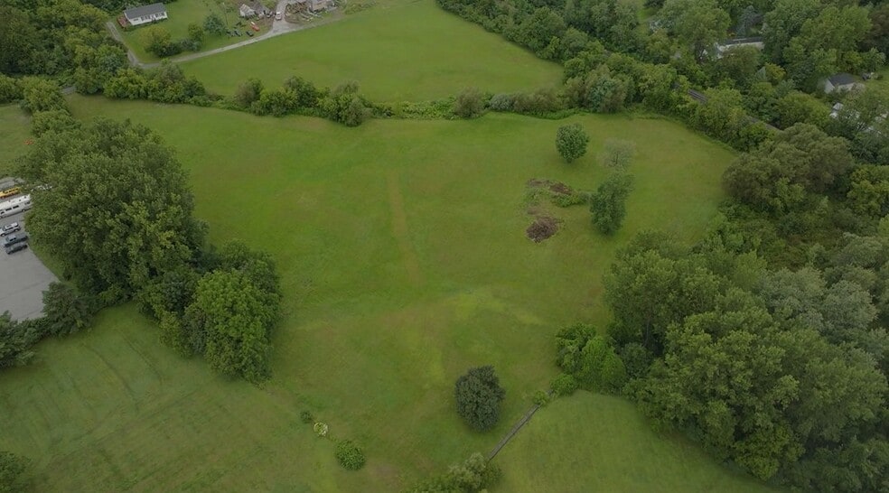 224 US-7, Saint Albans, VT for sale - Primary Photo - Image 1 of 2