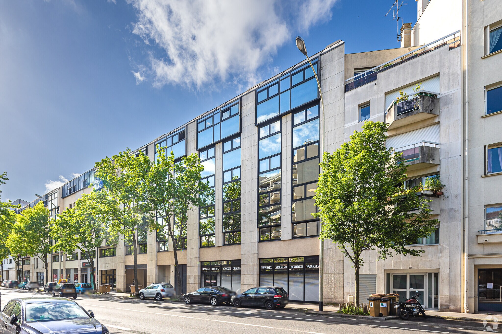 Boulevard Georges Clémenceau, Courbevoie, Hds, Courbevoie à vendre Photo principale- Image 1 de 3