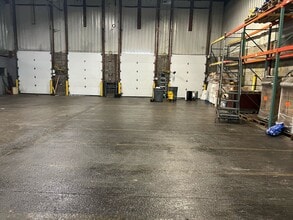 50 Jeanne Dr, Newburgh, NY à louer Plan d’étage- Image 2 de 3