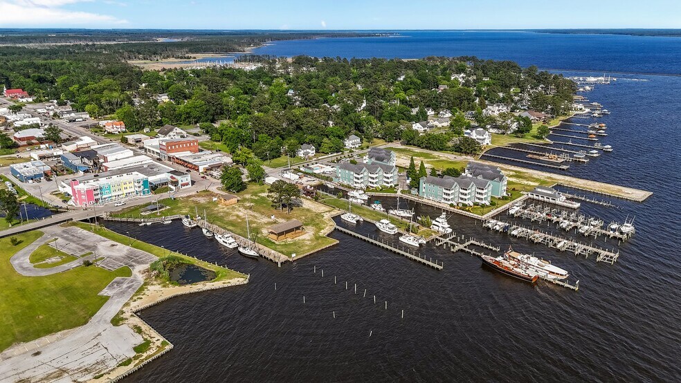 226 Pamlico St, Belhaven, NC à vendre - Photo du bâtiment - Image 2 de 92