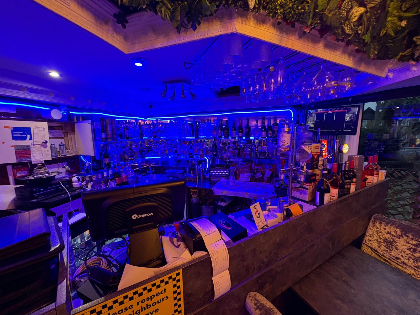 47-49 Spring Grove Rd, Hounslow à vendre Photo principale- Image 1 de 14