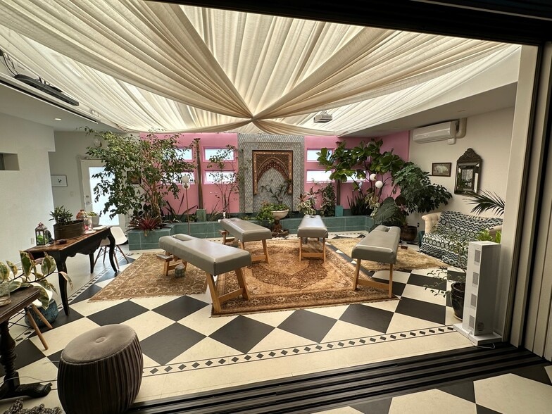 3201-3215 Macarthur Blvd, Oakland, CA for sale - Building Photo - Image 2 of 28