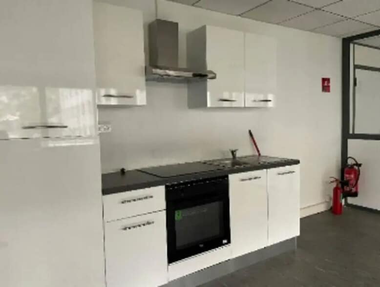 Bureau dans Villeurbanne à vendre - Photo intérieure - Image 1 de 7