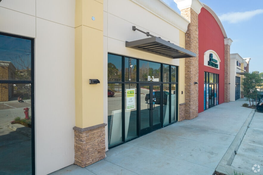 26957 Date St, Murrieta, CA for lease - Building Photo - Image 3 of 3