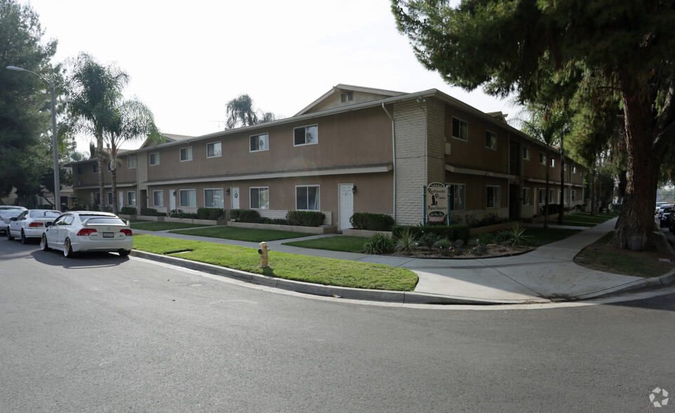 1001 Pine Ave, Redlands, CA for sale - Primary Photo - Image 1 of 1