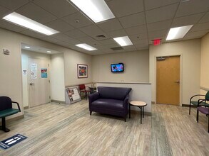 625 6th Ave S, Saint Petersburg, FL for lease Building Photo- Image 1 of 7